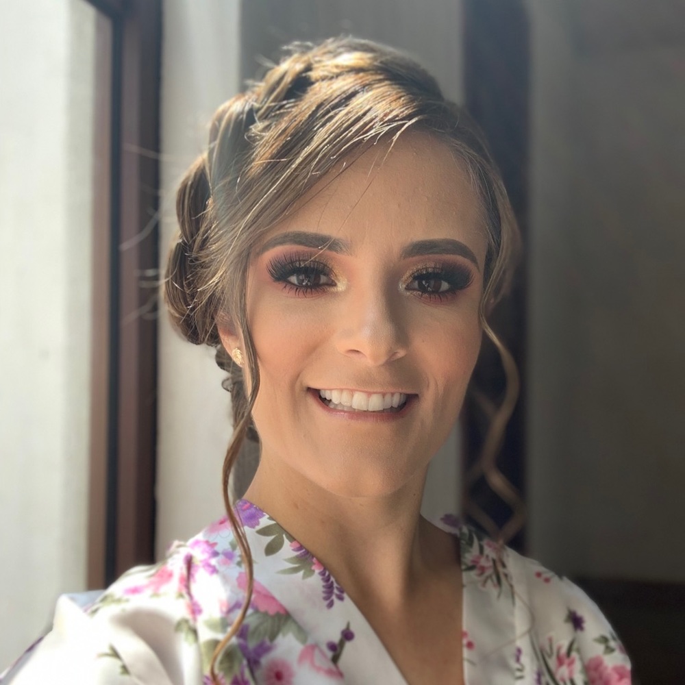 Meet your Posher, Adriana